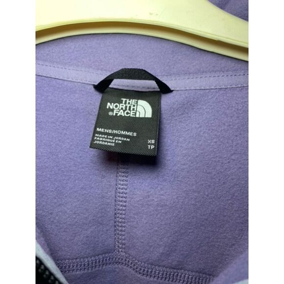 The North Face Glacier Center Logo 1/4 Zip Fleece in Purple Size Men's XS (NWOT) - Picture 3 of 3
